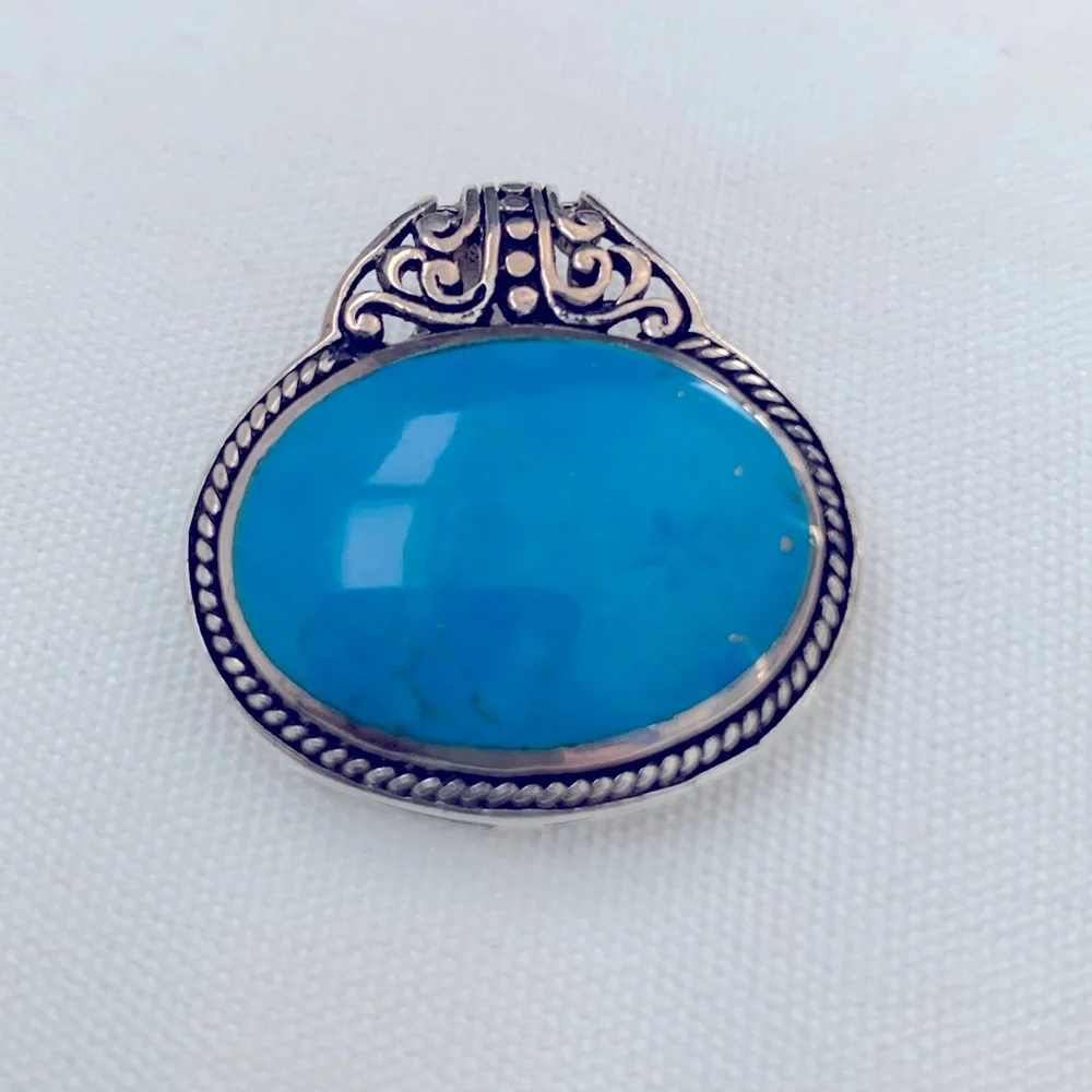 Vintage Medallion Blue stone with silver Great Gift!!🎁 - Picture 3 of 5